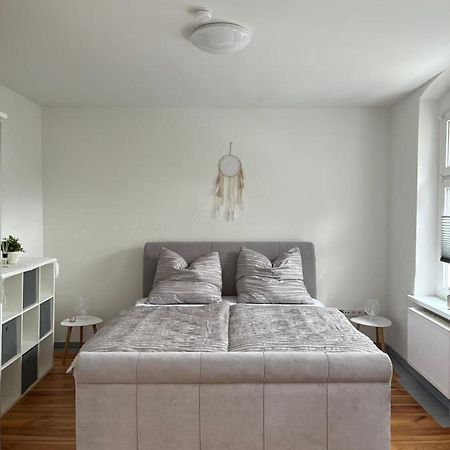 Apartment Horst - Gemuetliche Und Moderne Ferienwohnung In Der Innenstadt Pasewalk Bagian luar foto