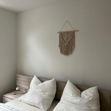 Apartment Horst - Gemuetliche Und Moderne Ferienwohnung In Der Innenstadt Pasewalk Bagian luar foto