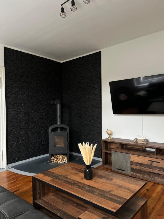 Apartment Horst - Gemuetliche Und Moderne Ferienwohnung In Der Innenstadt Pasewalk Bagian luar foto