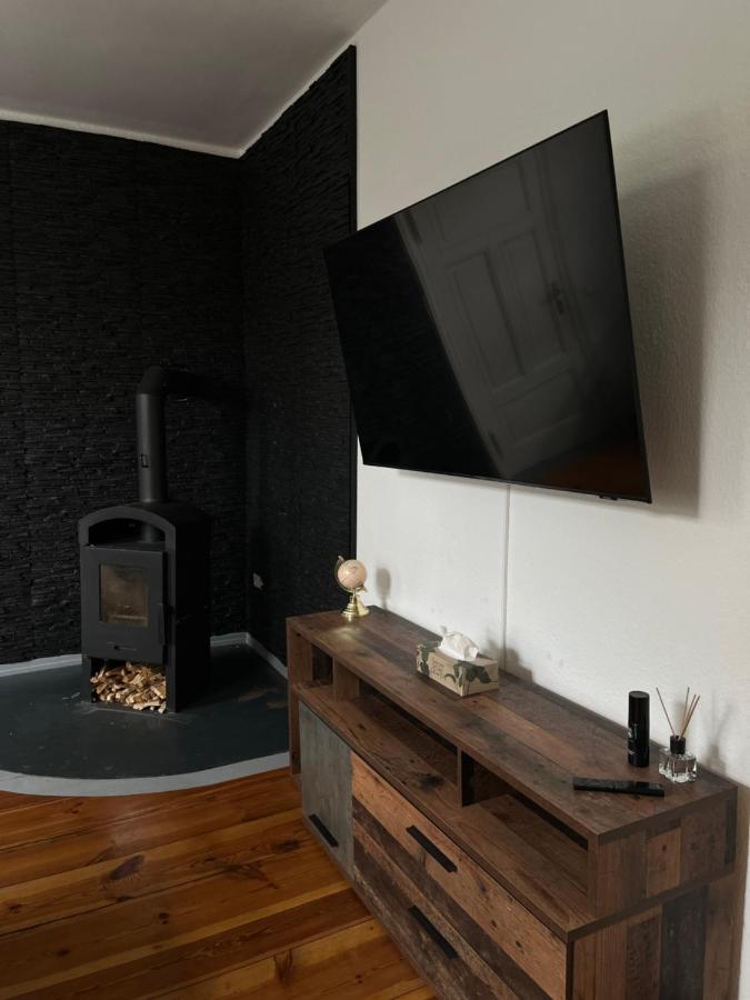 Apartment Horst - Gemuetliche Und Moderne Ferienwohnung In Der Innenstadt Pasewalk Bagian luar foto