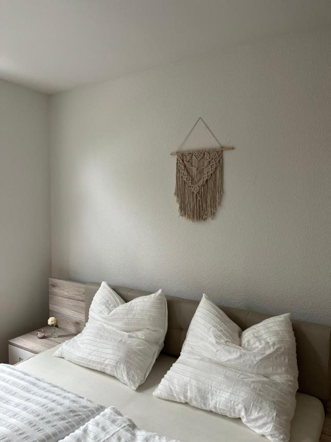 Apartment Horst - Gemuetliche Und Moderne Ferienwohnung In Der Innenstadt Pasewalk Bagian luar foto