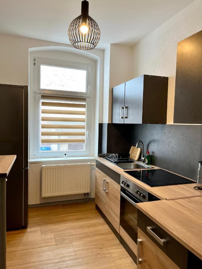 Apartment Horst - Gemuetliche Und Moderne Ferienwohnung In Der Innenstadt Pasewalk Bagian luar foto